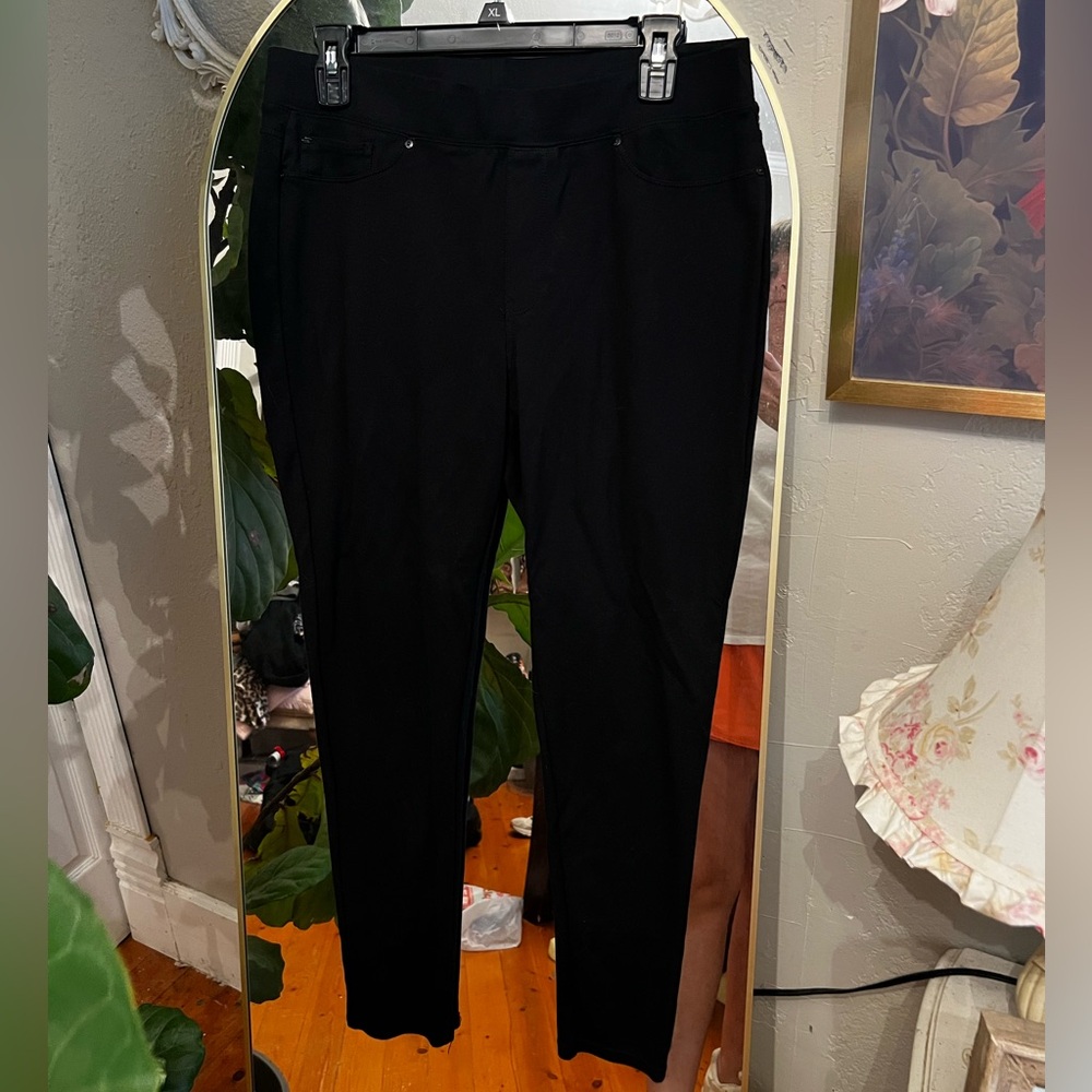 Seven7 Soft Pull on Leggings